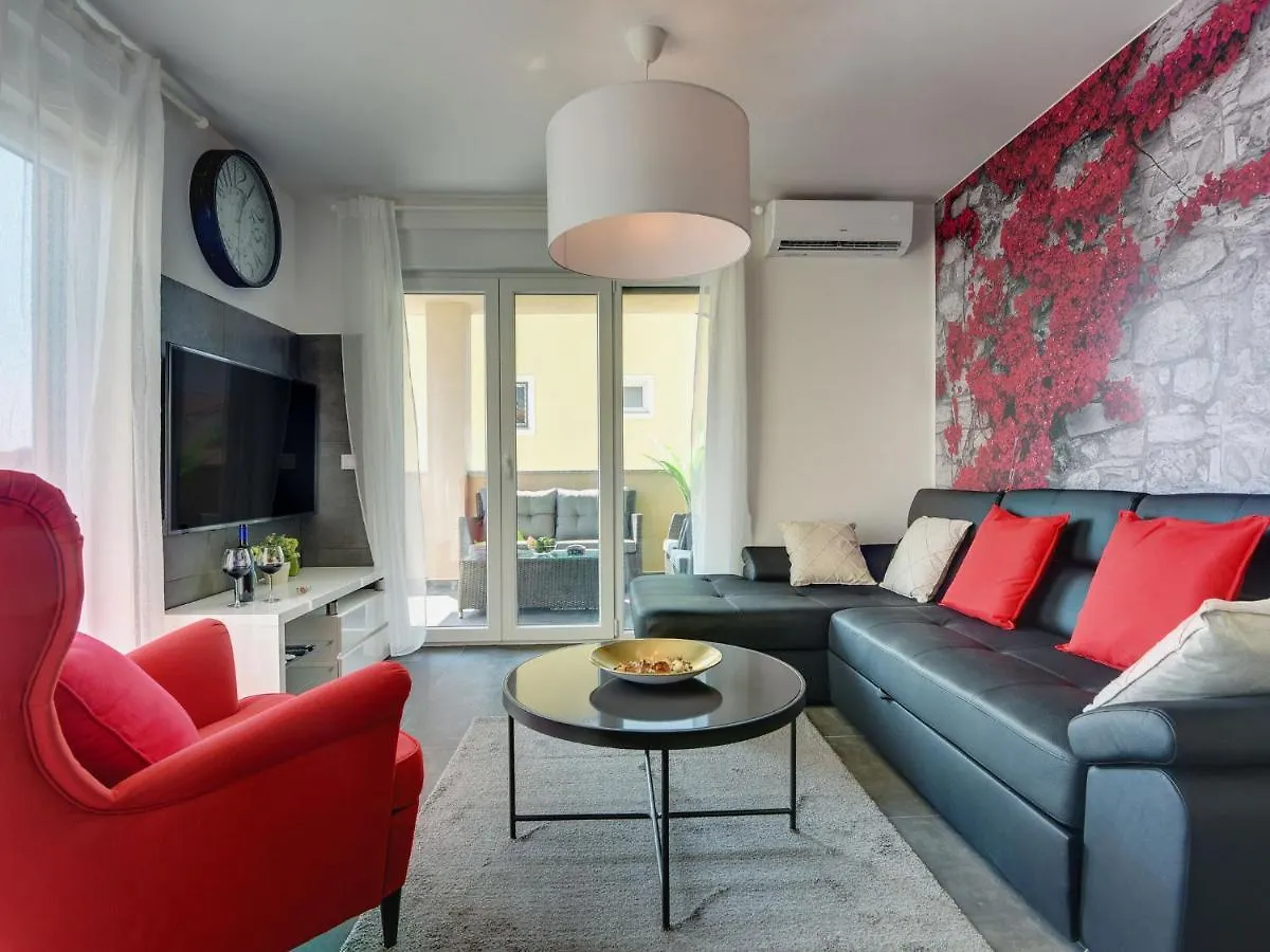 Villa Noemi By Interhome Liznjan