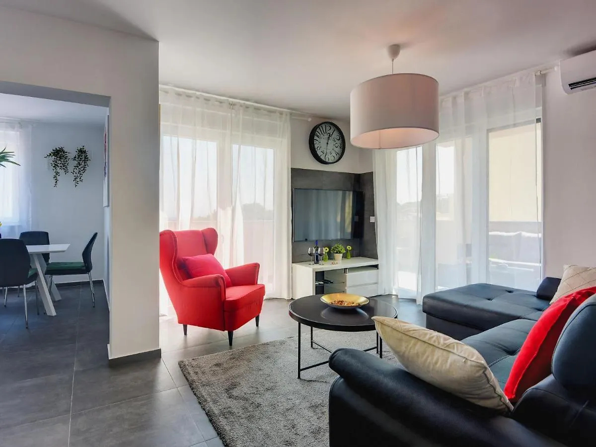 Villa Noemi By Interhome Liznjan